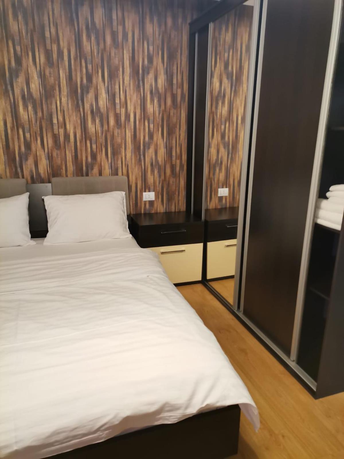 Criss Apartament 锡纳亚 外观 照片